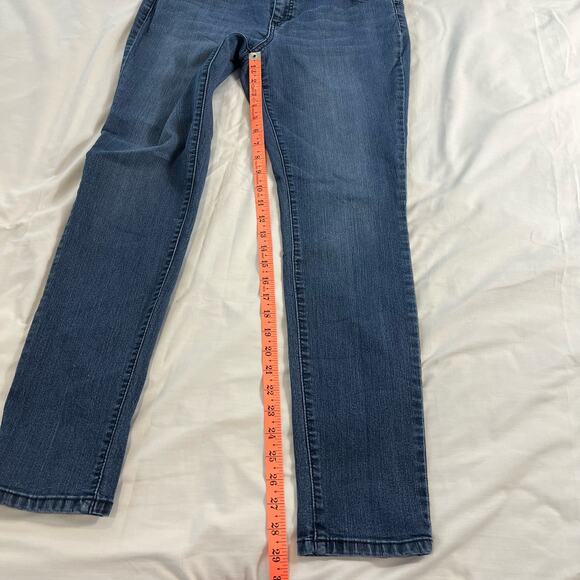 Miss Poured In Blue Women's 12 Skinny Jeans High Rise Light Weight - Picture 3 of 7